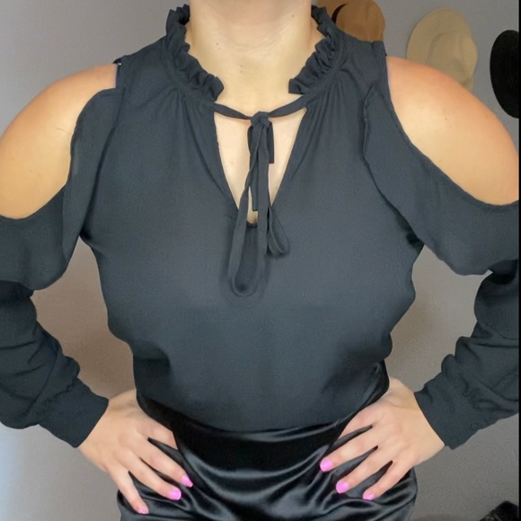 Black Blouse Size 4 (Medium) Catherine Malandrino Originally $65 selling for $45 - Picture 2 of 5
